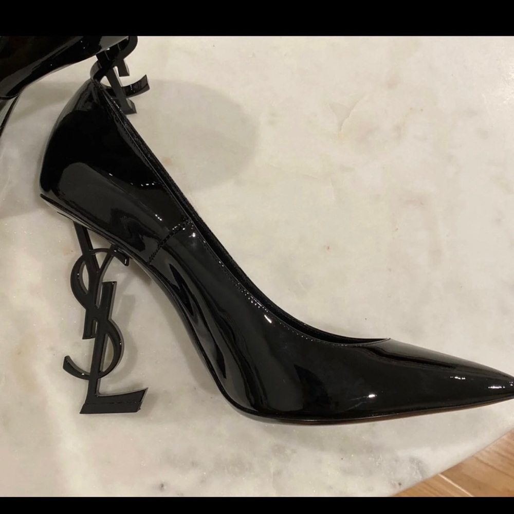 YSL TRIBUTE PUMPS